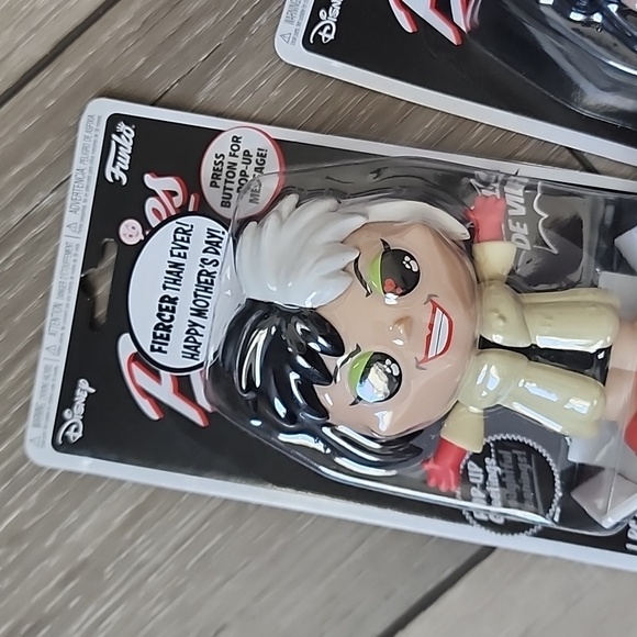 NEW Cruella De Vil Funko Popsie Mother's Day pop up greeting card characters - Picture 4 of 13